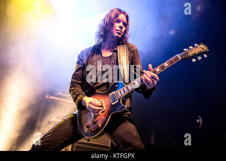 Le groupe de hard rock international effectue une bête nordiques vivent de la Rockefeller à Oslo. Ici le guitariste John Norum est vu sur scène. La Norvège, 31/01 2014. Banque D'Images