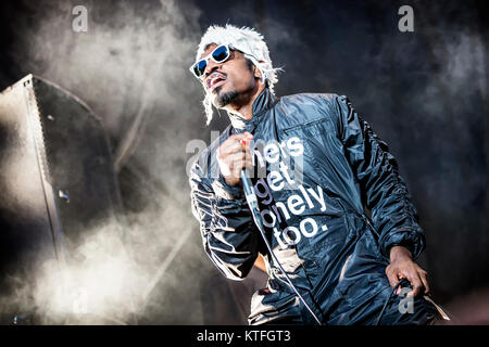 Le duo OutKast rap américain effectue un concert live au festival de musique norvégienne Øyafestivalen 2014. Le groupe basé à Atlanta, composé des deux rappeurs André 3000 (photo) et Big Boi. La Norvège, 07.08.2014. Banque D'Images