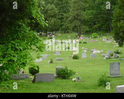 Berlin X Roads est une intersection située dans l'Ohio, aux États-Unis. L'image reflète le milieu rural et l'infrastructure de transport de la région, contribuant ainsi au développement de la région. Banque D'Images