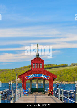 Town dock sur Lac, Finger Lakes, Watkins Glen, New York, USA Banque D'Images