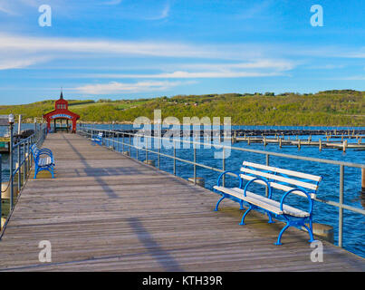 Town dock sur Lac, Finger Lakes, Watkins Glen, New York, USA Banque D'Images