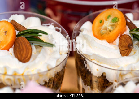 Panacota dessert italien dans verre Banque D'Images