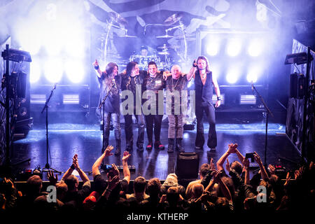 Le groupe de heavy metal allemand U.D.O. effectue un concert live à la scène de l'Union européenne à Oslo. Ici band fondateur et chanteur Udo Dirkschneider est vu sur scène. La Norvège, 18/02 2016. Banque D'Images