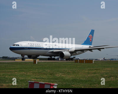 B 6542 China Southern Airlines Airbus A330 223 cn 1297 pic2 Banque D'Images