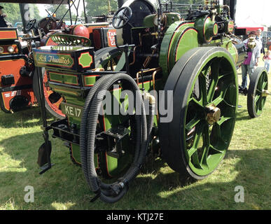 Le moteur de traction Aveling & porter 'Nippy' est un véhicule historique à vapeur, connu pour son rôle dans les débuts de l'ingénierie industrielle. Il met en valeur les progrès réalisés dans le domaine des transports et des machines au XIXe siècle. Banque D'Images