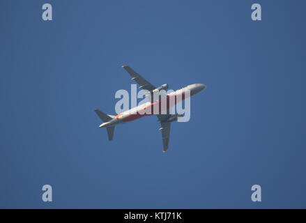 CHIANG MAI, THAÏLANDE - 15 décembre 2017 : VN-A560 d'Airbus A320-200 Jetstar Pacific Airlines. Décoller de l'aéroport de Chiangmai à Dong Hoi, Vietnam. Banque D'Images