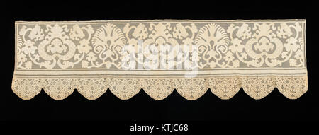 Cette bordure de rideau de lit du Metropolitan Museum of Art reflète l'artisanat textile complexe. Il fait partie d'une collection plus vaste présentant des tissus historiques et des éléments décoratifs de diverses périodes. Banque D'Images