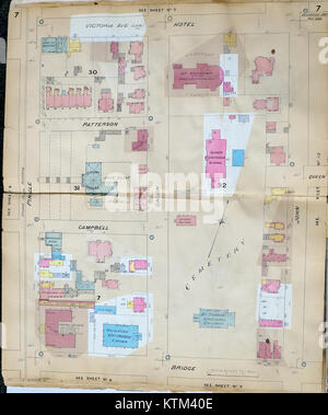 La carte d'assurance incendie de Belleville, datant de 1888 à 1900, fournit un plan détaillé de la région, mettant en évidence les bâtiments et les infrastructures importants. La carte a servi d'outil à des fins d'assurance, offrant un aperçu du paysage urbain à la fin du XIXe siècle. Banque D'Images