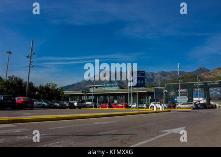 Marbella. Centre commercial "La Cañada" dans la ville de Marbella. L'Andalousie, espagne. Photo prise le 23 novembre 2017. Banque D'Images