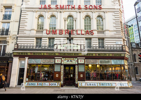 James Smith & Sons parapluies, New Oxford Street, London, UK Banque D'Images
