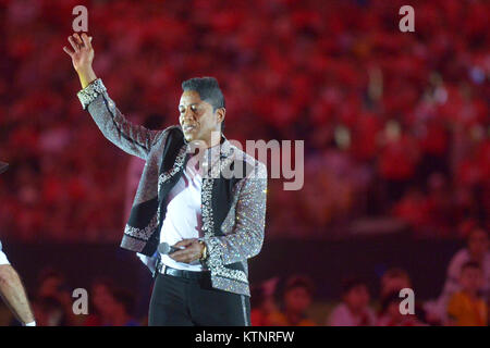 Rio de Janeiro, Brésil. Dec 27, 2017. Singer Jermaine Jackson, ancien membre du groupe les Jackson Five avant le jeu Star Zico tenue au stade Maracana à Rio de Janeiro, RJ. Credit : Celso Pupo/FotoArena/Alamy Live News Banque D'Images