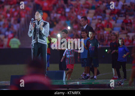 Rio de Janeiro, Brésil. Dec 27, 2017. Singer Jermaine Jackson, ancien membre du groupe les Jackson Five avant le jeu Star Zico tenue au stade Maracana à Rio de Janeiro, RJ. Credit : Celso Pupo/FotoArena/Alamy Live News Banque D'Images