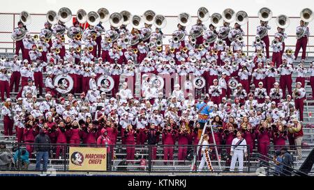 Shreveport, LA, USA. Dec 27, 2017. Le Marching Chiefs effectuer au cours de l'indépendance de la NCAA Walk-On Bowl match entre la Southern Mississippi Golden Eagles et la Florida State Seminoles au stade de l'indépendance à Shreveport, en Louisiane. Chris Brown/CSM/Alamy Live News Banque D'Images