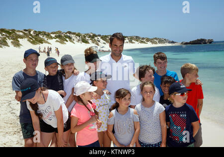 Le joueur de tennis Roger Federer visite l'île de Rottnest, sur la côte de Perth, en Australie de Wewstern, pour promouvoir son apparition à la Hopman Cup. Banque D'Images