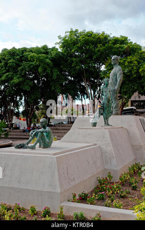 En dehors de la Statues Musée National de San Jose, Costa Rica Banque D'Images