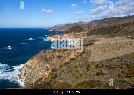 California Highway 1 et le pont Bixby le long de l'équipe de Littoral Big Sur Banque D'Images