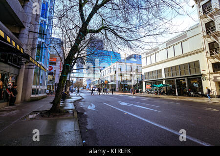 Portland, United States - Oct 20, 2017 : le centre-ville de Portland Road proche par Pioneer Place Banque D'Images