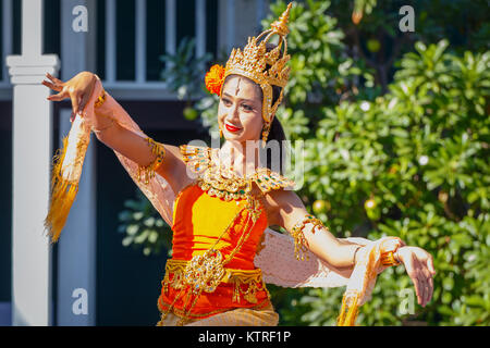 BANGKOK, THAÏLANDE - 14 janvier 2016 : Les participants à prendre part à la célébration de la culture traditionnelle Thaï Festival au Parc Lumpini Banque D'Images