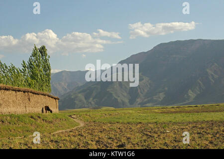 Le point de vue près du village de Khwahan, la province du Badakhshan, en Afghanistan, le 3 juin 2012. 37e (IBCT photo par le Sgt. Kimberly Agneau) (Sortie) Banque D'Images