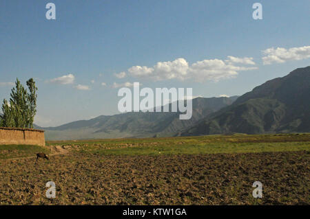 Le point de vue près du village de Khwahan, la province du Badakhshan, en Afghanistan, le 3 juin 2012. 37e (IBCT photo par le Sgt. Kimberly Agneau) (Sortie) Banque D'Images