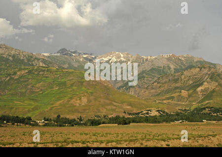 Le point de vue près du village de Khwahan, la province du Badakhshan, en Afghanistan, le 3 juin 2012. 37e (IBCT photo par le Sgt. Kimberly Agneau) (Sortie) Banque D'Images