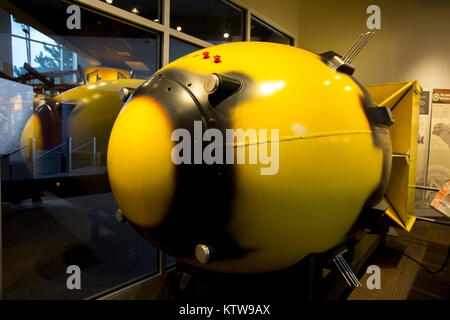 Fat Man et Little Boy de bombe atomique Banque D'Images