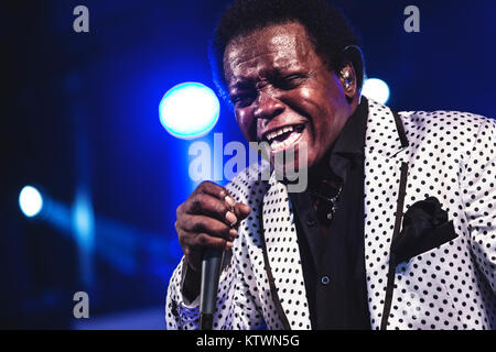 La chanteuse soul et funk américain Lee Fields effectue un concert live avec son groupe les expressions au Danish music festival Festival de musique avant-garde 2015 à Copenhague. Le Danemark, 31/07 2015. Banque D'Images