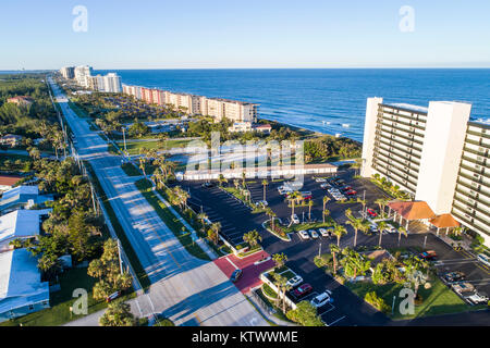 Florida Hutchinson Barrier Island,Jensen Beach,appartement de grande hauteur condominium appartements immeuble bâtiments logement bâtiments,State Road Banque D'Images