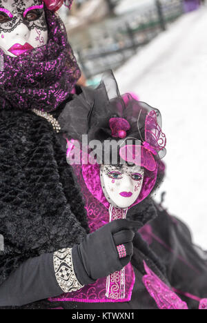 Annecy, France, Février 23, 2013 : Détail d'une décoration miroir à Annecy, France, lors d'un carnaval vénitien qui célèbre la beauté de Banque D'Images