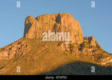 Casa Grande pic dans les montagnes Chiso dans le parc national Big Bend au Texas Banque D'Images