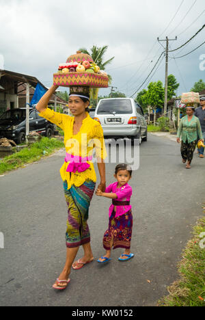 Les femmes Ubud Bali Banque D'Images