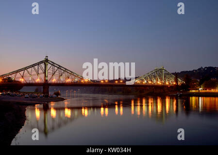 Dresde, Grunaer bridge mauvaise surprise, Grunaer Brücke Blaues Wunder Banque D'Images