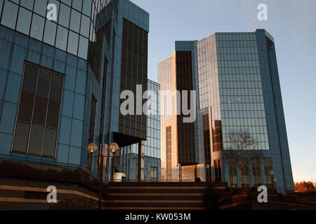 Telford, Shropshire, Royaume-Uni, 27 Décembre 2017 : Telford Plaza immeubles de bureaux au centre-ville de Telford dans le Shropshire, Angleterre Banque D'Images