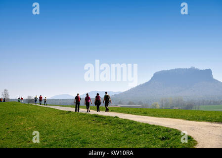 Elbsandsteingebirge, la Suisse Saxonne, voyageur en Suisse Saxonne, Sächsische Schweiz, Wanderer in der Suisse saxonne Banque D'Images