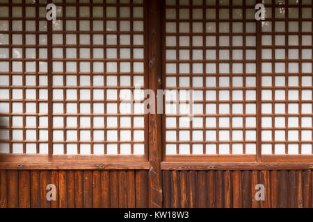 Typique japonais porte en bois et papier Banque D'Images