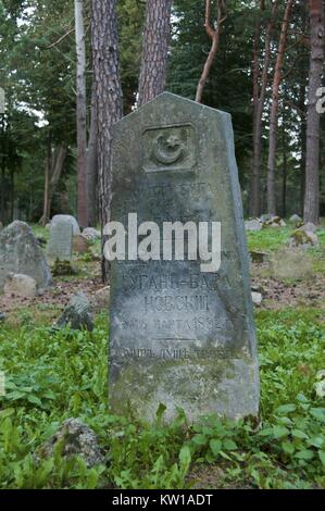 Tombes musulmanes à Kruszyniany, Podlaskie Voivodeship, Pologne. Banque D'Images