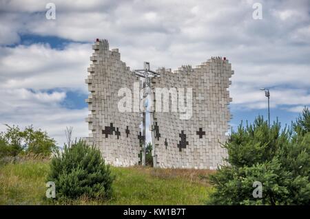 Sanctuaire de la Reine des Martyrs, calvaire de Bydgoszcz - Gate au ciel dans la vallée de la mort. Bydgoszcz, Pologne, voïvodie de Cujavie-Poméranie. Banque D'Images