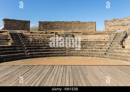 Le théâtre romain à Regina, est situé dans les anciennes ruines de la ville romaine Regina. Turdulorum L'Estrémadure. L'Espagne. Banque D'Images