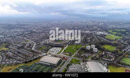 Vue aérienne célèbre emblématique Stade Hampden Park, à Glasgow, en Écosse et le Stade national de football écossais au Royaume-Uni Banque D'Images