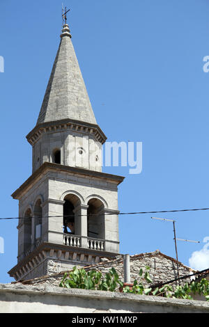 Tour d'église à Buzet, Croatie Banque D'Images