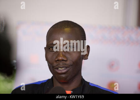 29 décembre 2017 - PAUL LONYANGATA (QC) prend la parole lors du 93e São Silvestre Road Race conférence de presse le 29 décembre, à Sao Paulo, Brésil. La course aura lieu le dimanche, 31. Credit : Paulo Lopes/ZUMA/Alamy Fil Live News Banque D'Images