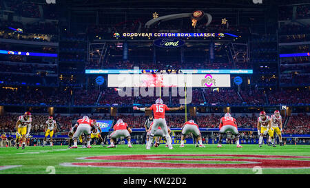 Arlington, Texas, USA. Dec 29, 2017. Au cours de la Goodyear Cotton Bowl NCAA College Football Bowl Classic match entre l'état de l'Ohio et de l'USC le vendredi 29 décembre 2017 à AT&T Stadium à Arlington, TX. Credit : Cal Sport Media/Alamy Live News Banque D'Images