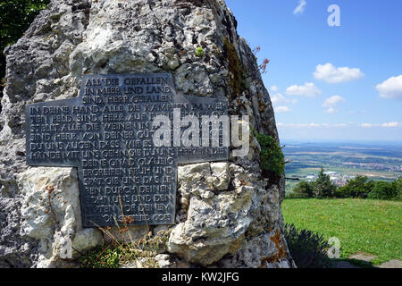 LAUFEN, ALLEMAGNE - CIRCA AOÛT 2015 Seconde Guerre mondiale monument situé sur la colline Banque D'Images