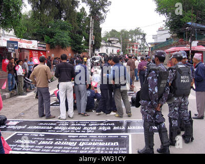 Le *Sit-In de la Journée noire*, le 15 juin 2013, a été un événement de protestation important, marquant une journée d’action pour des causes sociales ou politiques. Il a réuni des individus qui militent pour le changement, sensibilisent aux questions à l'étude par le biais de manifestations pacifiques. Banque D'Images