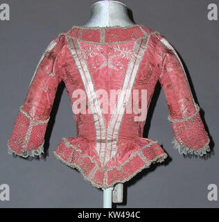 Ce corsage, conservé au Metropolitan Museum of Art, date du XVIIIe siècle. C'est un exemple de mode historique, mettant en valeur le design complexe et l'artisanat typique des vêtements portés pendant cette période. Banque D'Images