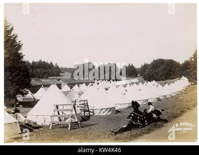 Camp de toile sous contrôle militaire dans le Golden Gate Park à la suite de la San Francisco, Californie, 1906 tremblement de terre. L'image de courtoisie des Archives nationales. L'image de courtoisie des Archives nationales. Banque D'Images