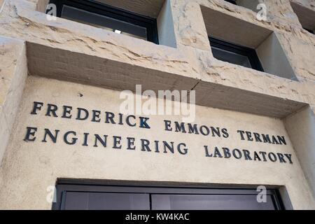 Frederick Emmons Terman engineering laboratory sur le campus de l'Université de Stanford dans la Silicon Valley ville de Palo Alto, Californie, le 25 août 2016. Terman était un mentor de Hewlett Packard fondateurs William Hewlett et David Packard, et est connu comme l'un des chiffres clés dans l'établissement de la Silicon Valley comme un hub de l'innovation technologique. Banque D'Images