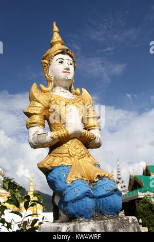 Statue en wat Chong Klang, Mae Hong Son Banque D'Images