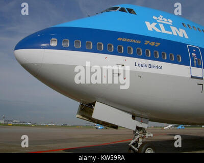 Boeing 747 de KLM Royal Dutch Airlines Amsterdam Schiphol (AMS) EHAM, Pays-Bas, 29 août 2004 Banque D'Images