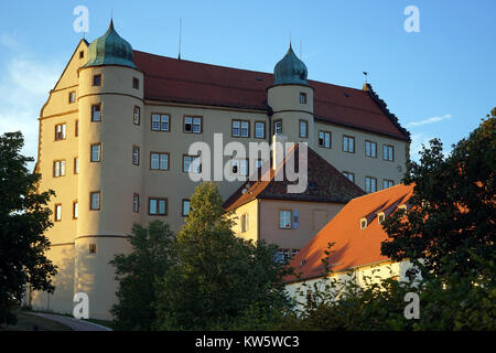 À l'intérieur de cour intérieure de Schloss Kapfenburg en Souabe, Allemagne Banque D'Images